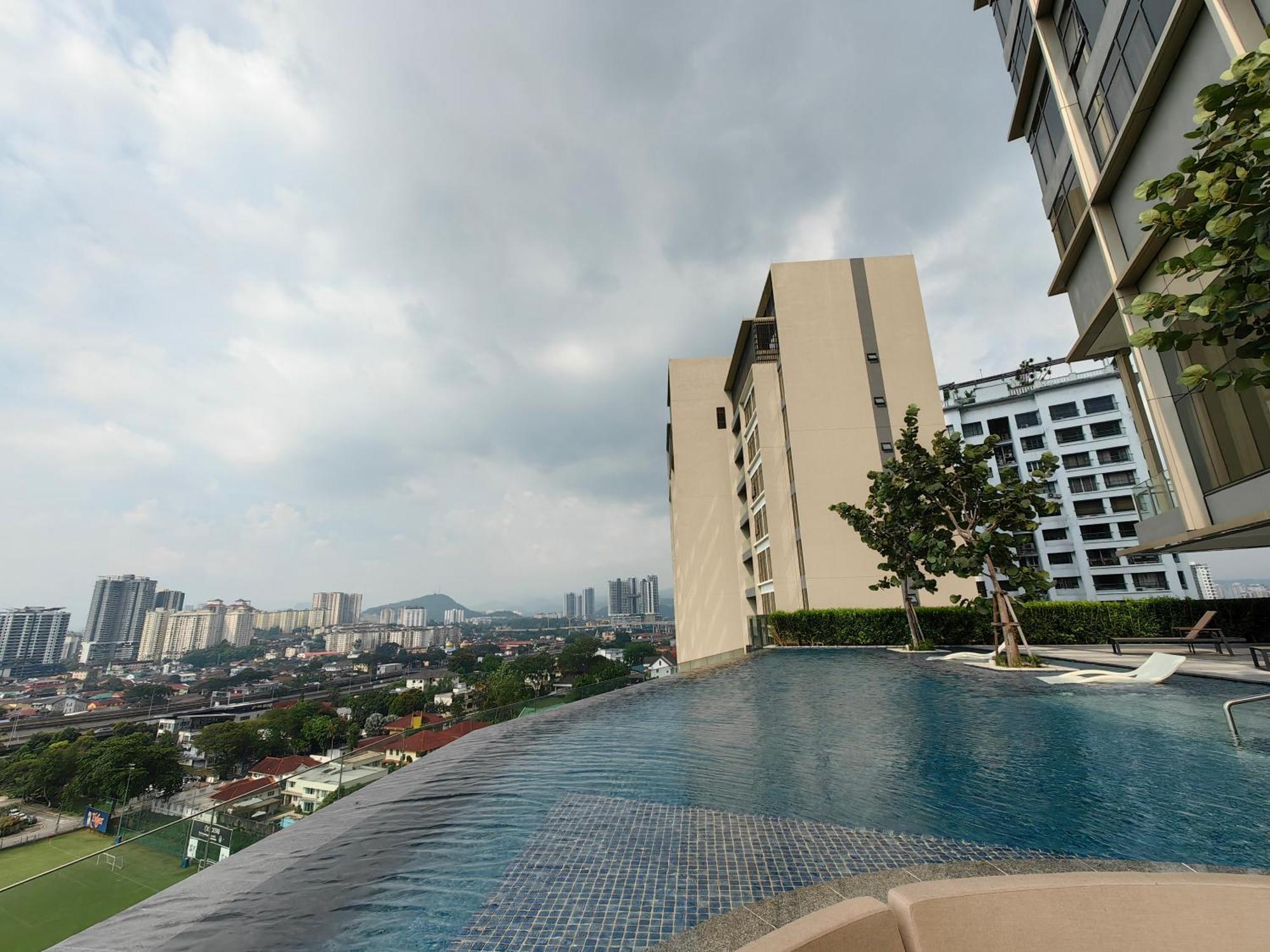 Pavillion Embassy Service Apartment By Autumn Suites Premium Stay Kuala Lumpur Dış mekan fotoğraf